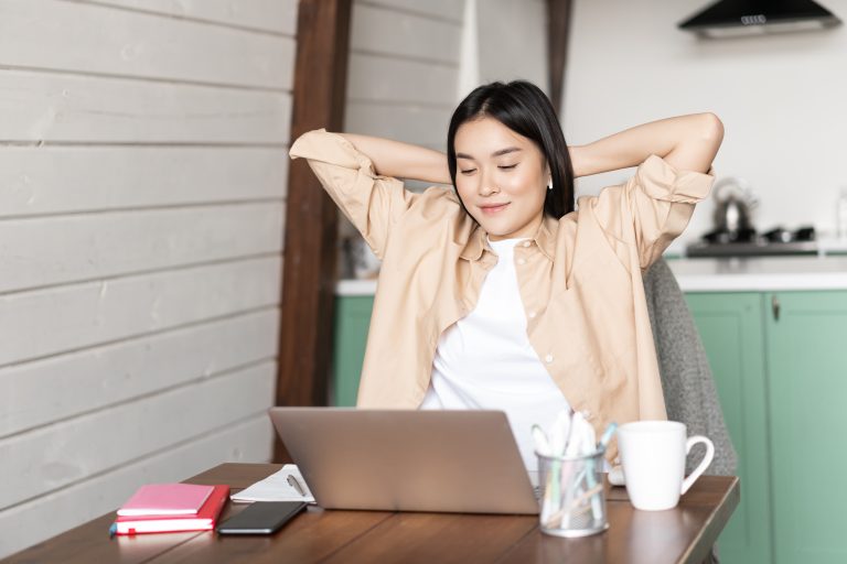 Shoulder Pain from Sports or Work: When Is Surgery Needed?